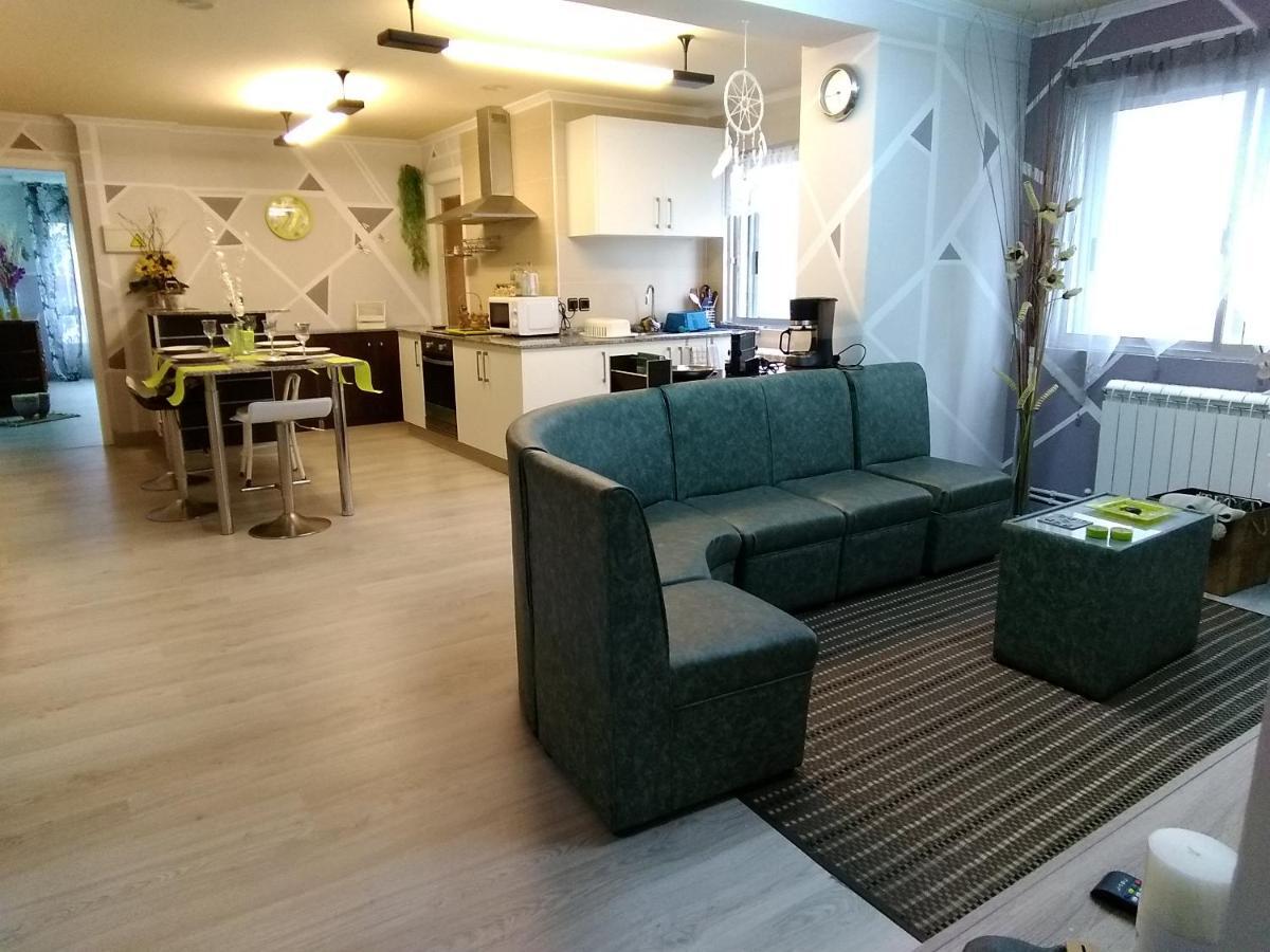 Ferienwohnung Apartamento Jubells O O Milladoiro Exterior foto